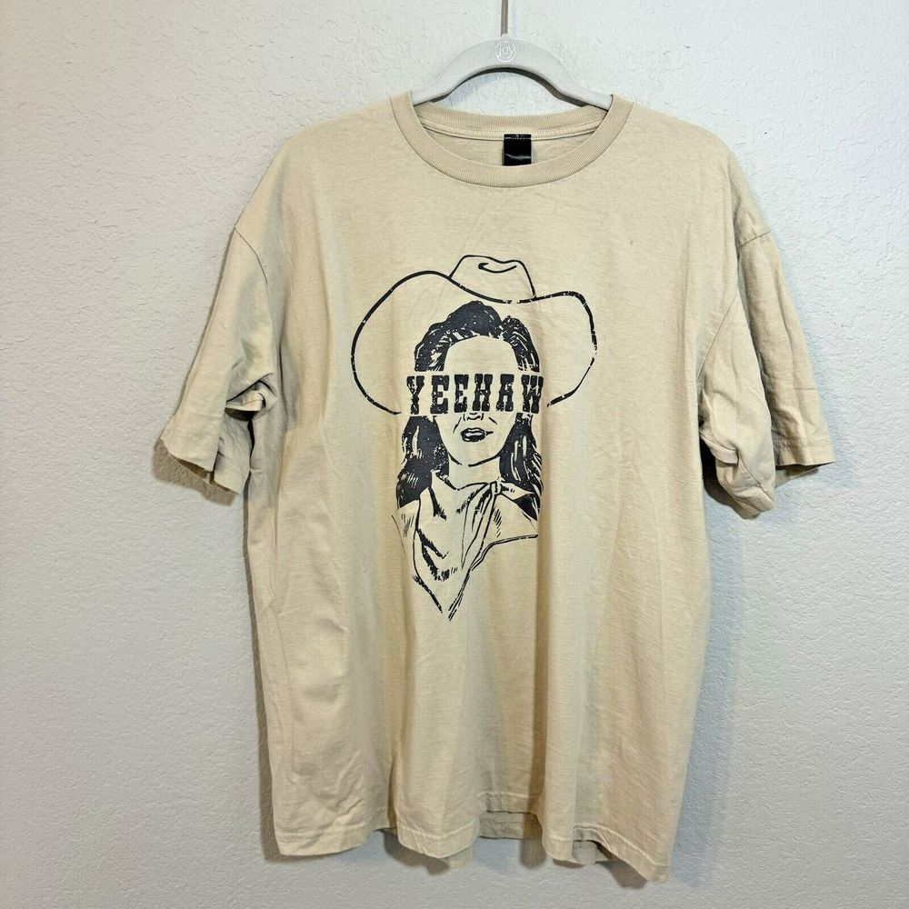 Sweet Claire Yeehaw Cowgirl Crewneck‎ Short Sleeve T-Shirt Womens L/XL Tan